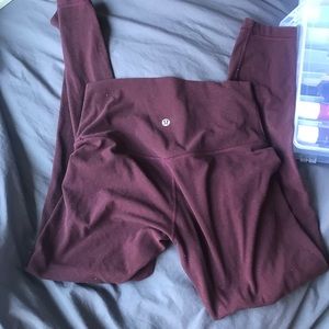 Lululemon Align ‘25 Cassis sz 6